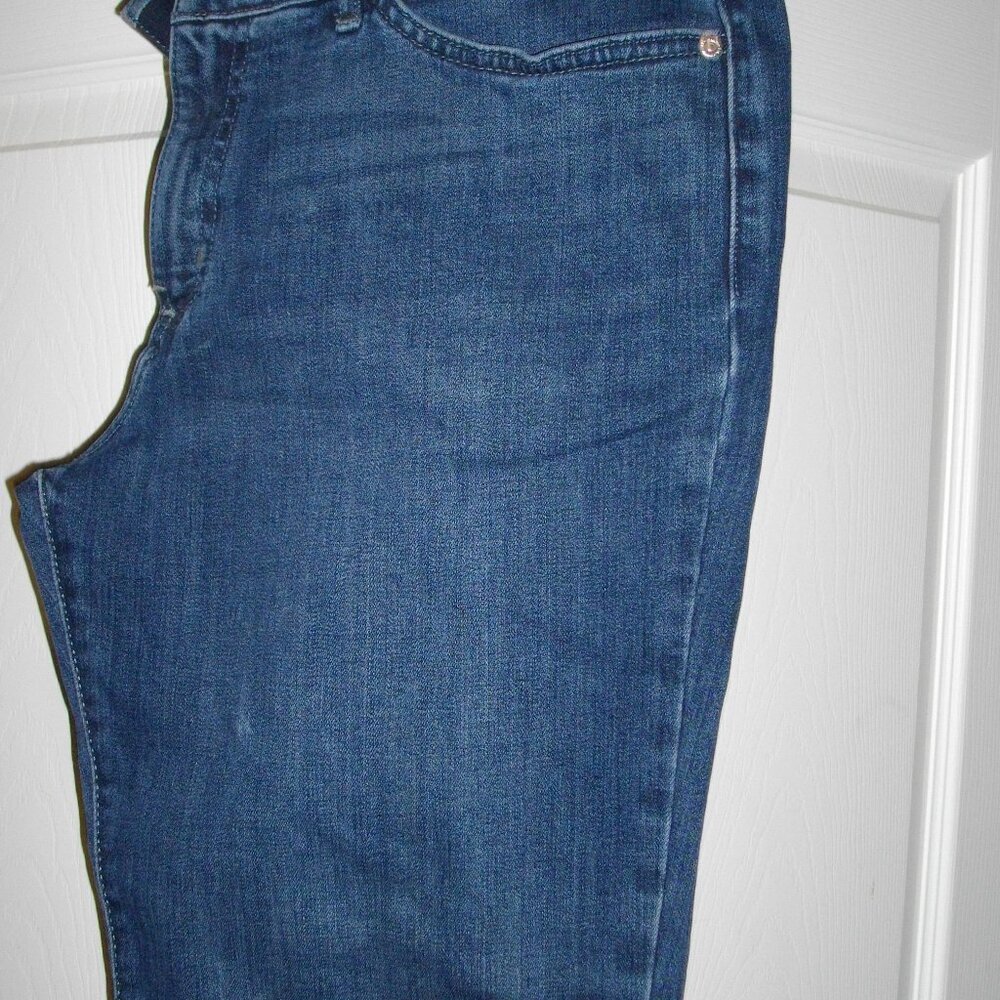 Lee Total Freedom, size 10 short straight leg, dark blue jeans, new.